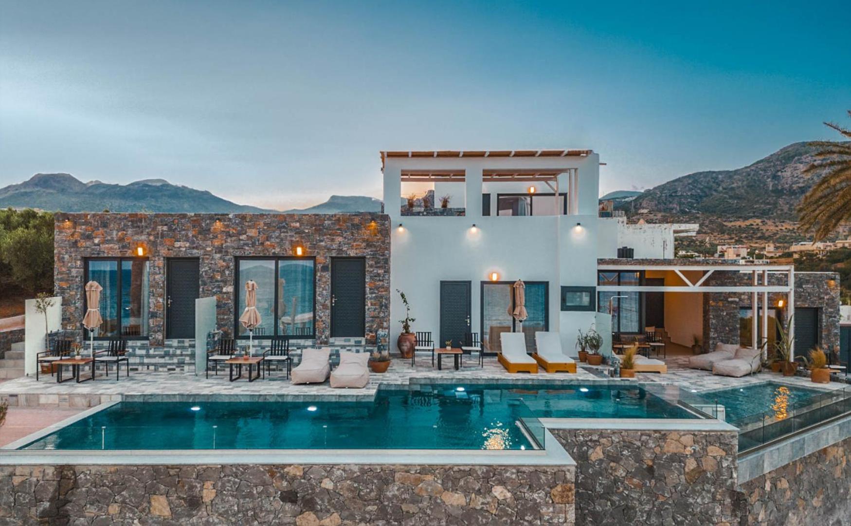 Plakakia Luxury Apartments Makrýgialos Екстериор снимка