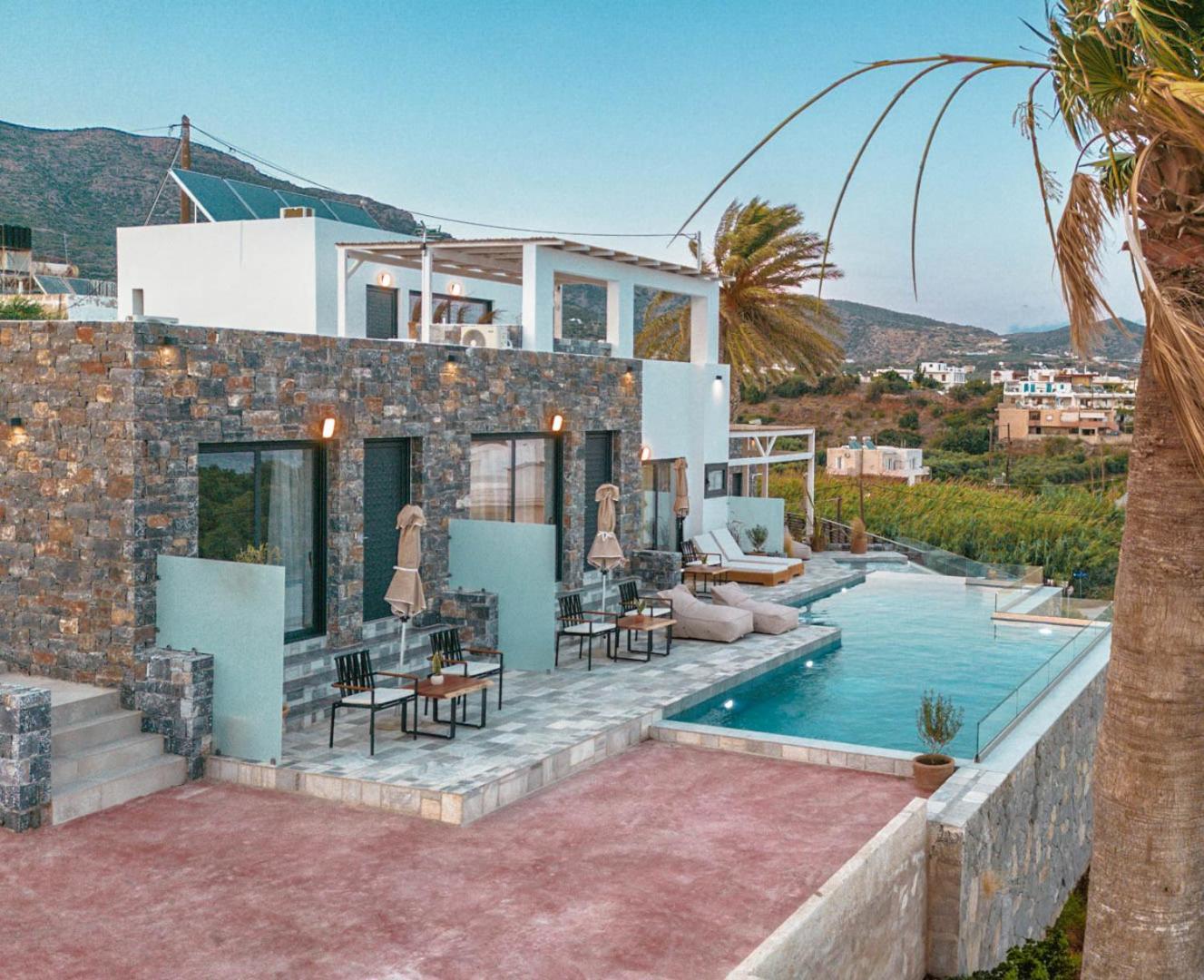 Plakakia Luxury Apartments Makrýgialos Екстериор снимка