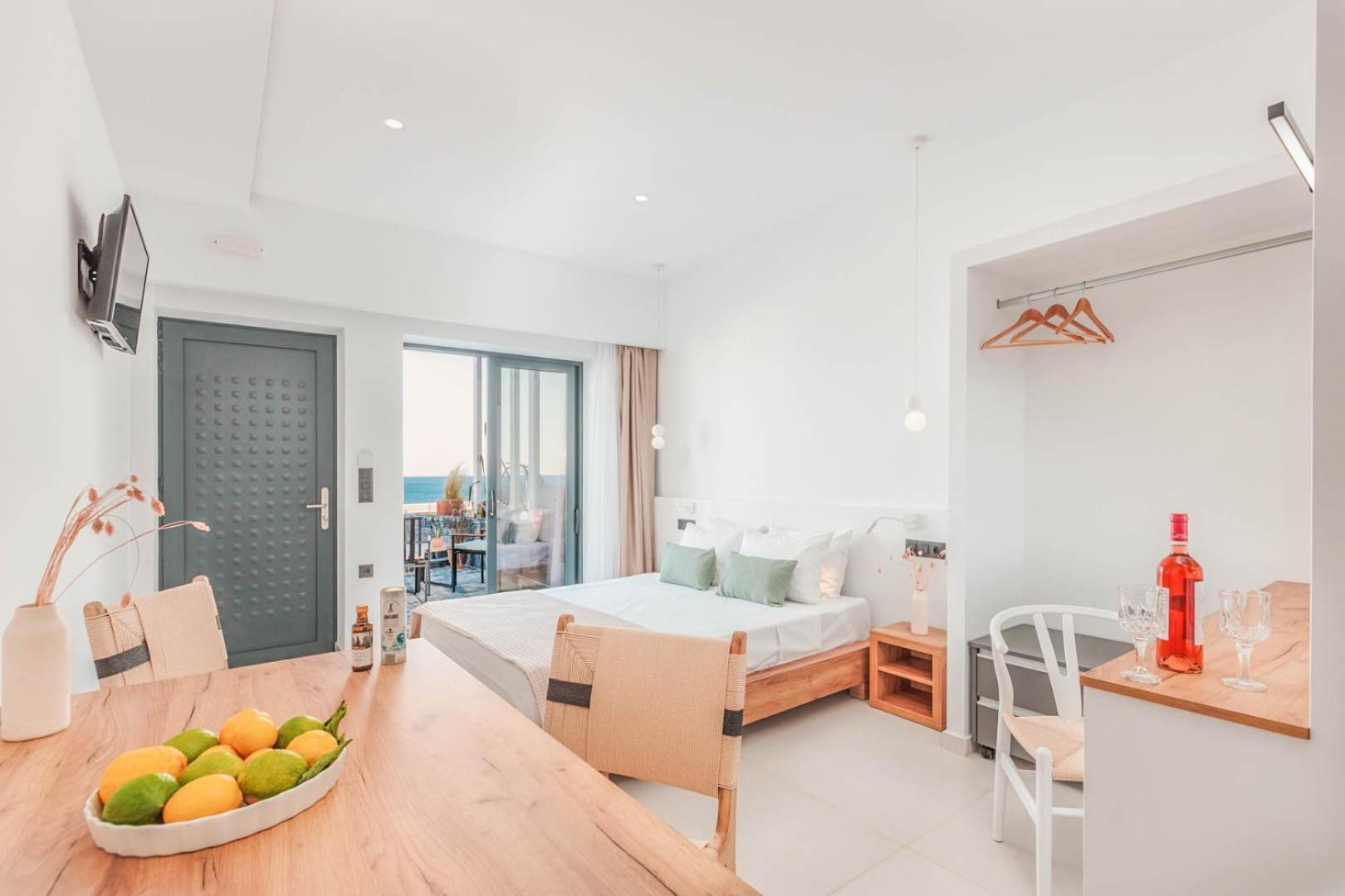 Plakakia Luxury Apartments Makrýgialos Екстериор снимка