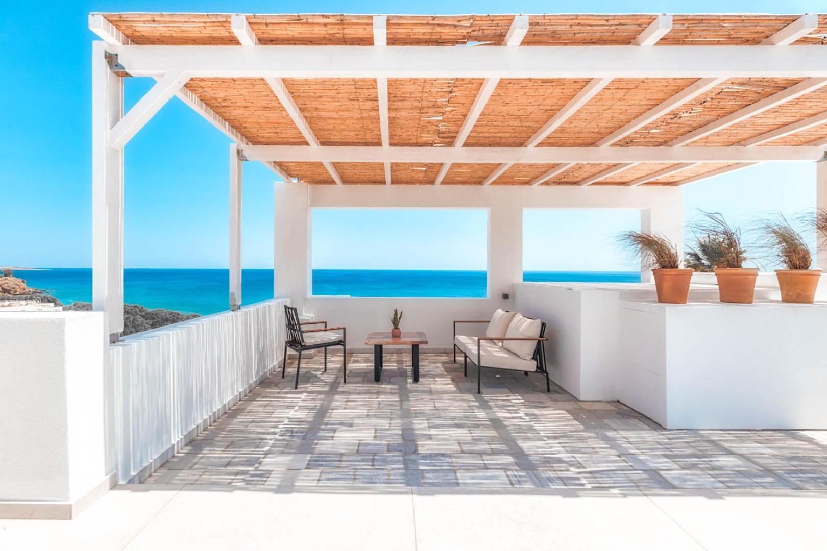 Plakakia Luxury Apartments Makrýgialos Екстериор снимка