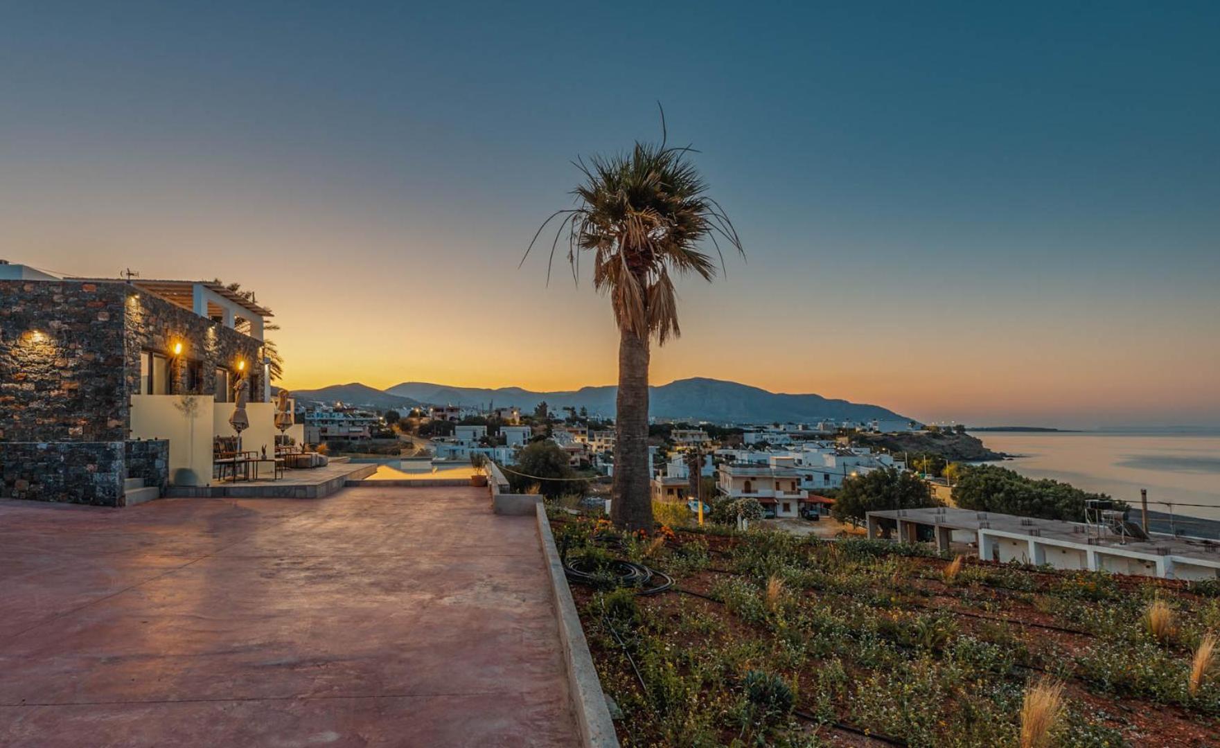 Plakakia Luxury Apartments Makrýgialos Екстериор снимка
