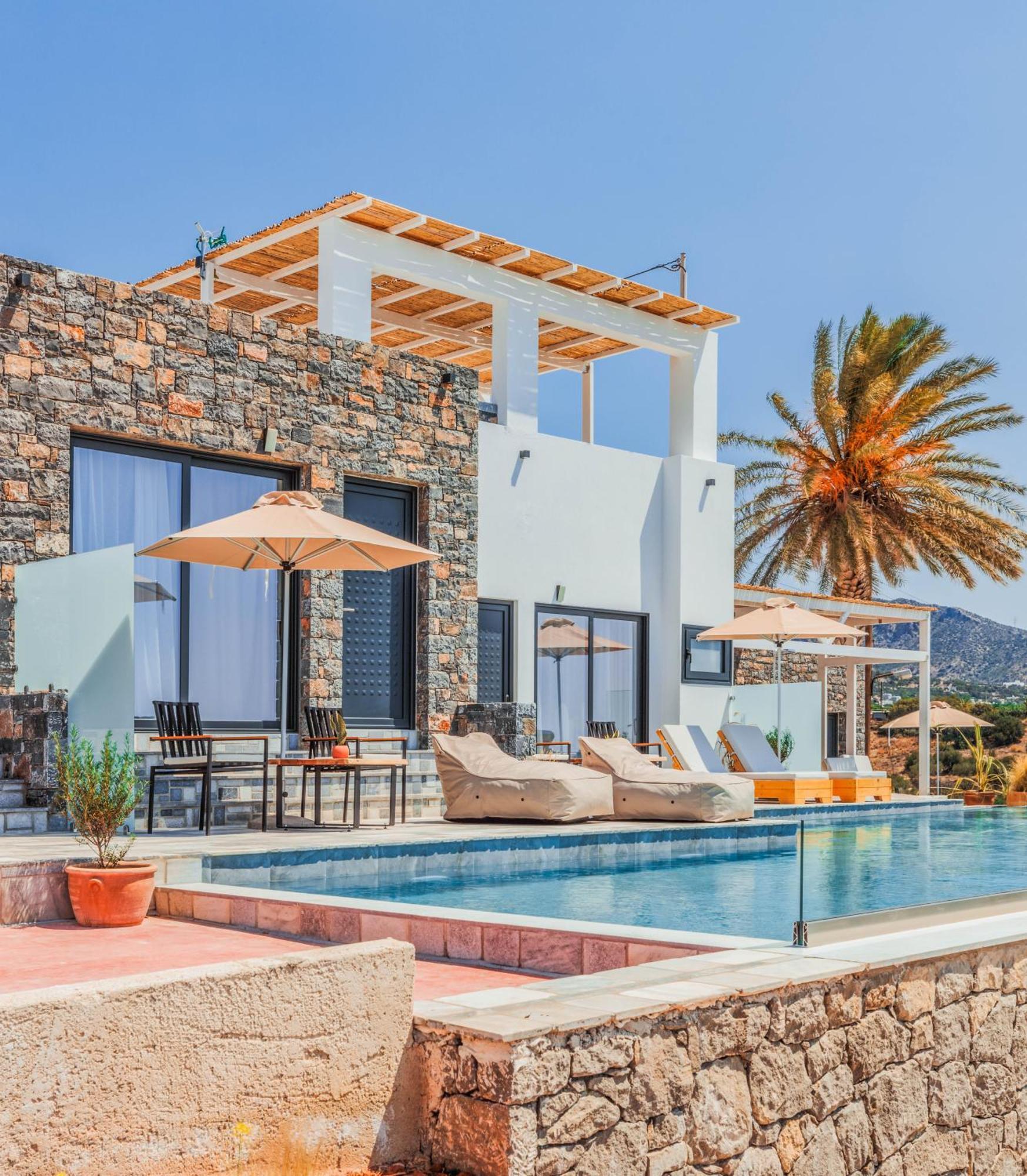 Plakakia Luxury Apartments Makrýgialos Екстериор снимка