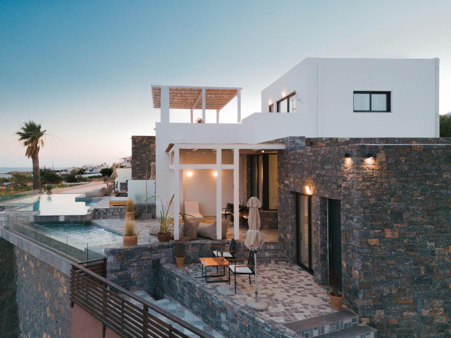 Plakakia Luxury Apartments Makrýgialos Екстериор снимка
